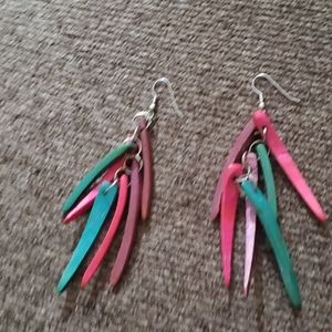 3 for $20 🤑Vintage Multi-Colored  earrings